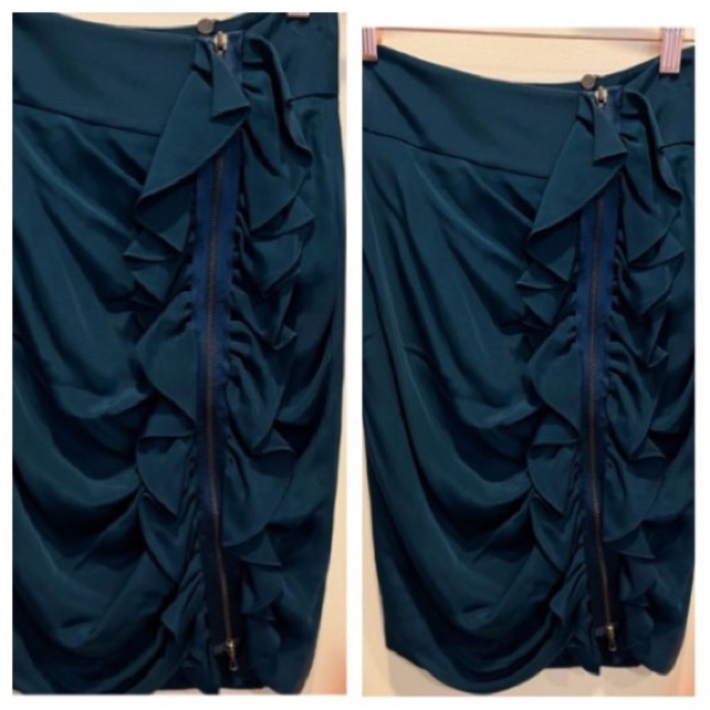 Magaschoni Collection Silk Front Zip Ruffled Black Knee Length Pencil Skirt Sz 8